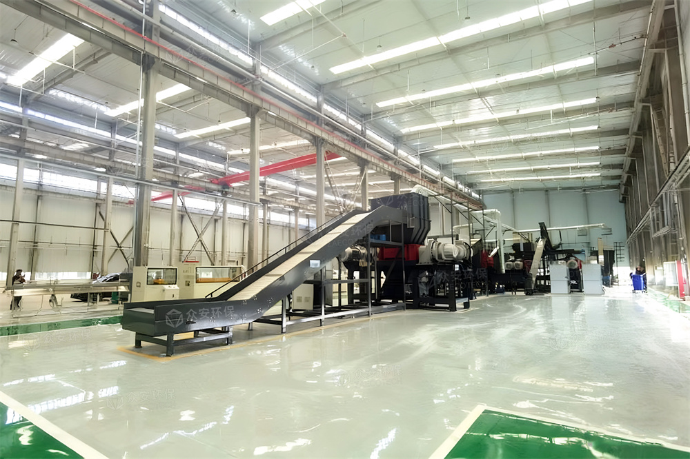 張家口風電葉片破碎現(xiàn)場 (2).jpg